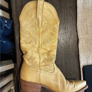 Tecovas Marigold Heeled Boots 
No longer in production, rare hard to find boots.